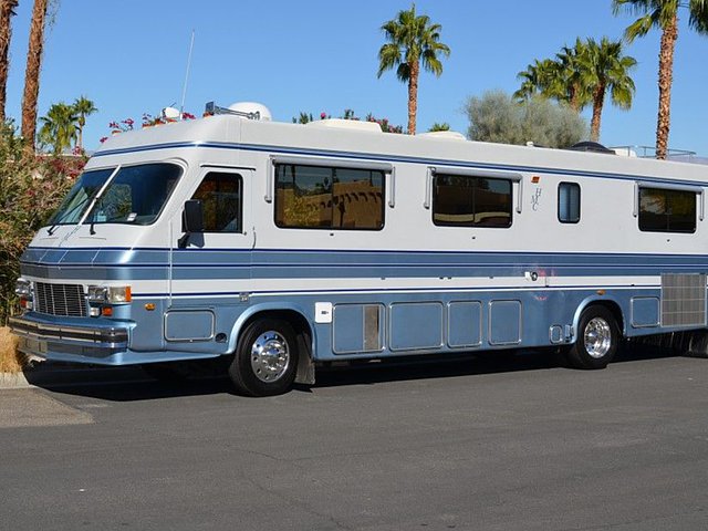 1990 Hawkins Motor Coach 39 Ft Deisel Pusher Photo