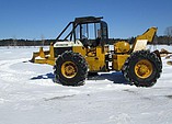 INTERNATIONAL S8 LOG SKIDDER Photo #2