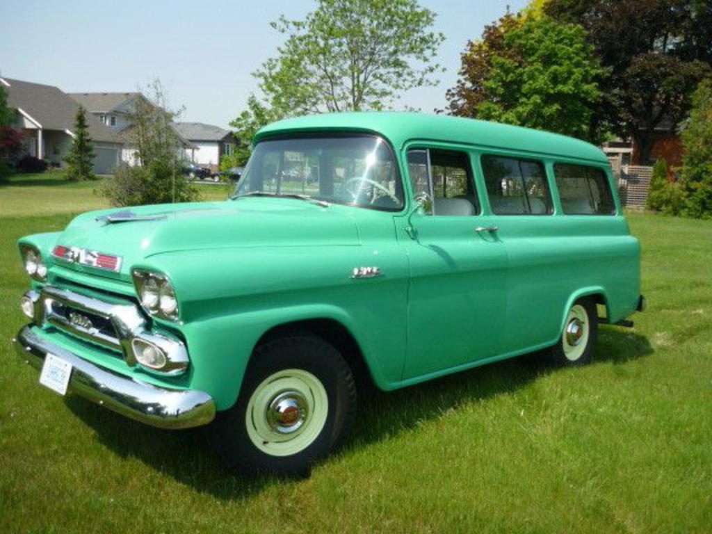 Chevrolet Apache Wagon