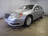 2014 Chrysler 200 Photo #2