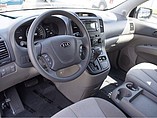 2012 Kia Sedona Photo #8