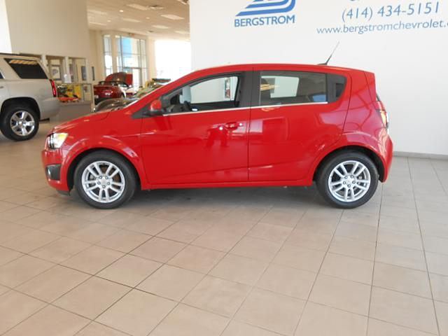 2012 Chevrolet Sonic Photo