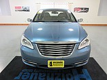 2011 Chrysler 200 Photo #2