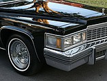 1977 Cadillac Coupe DeVille Photo #20