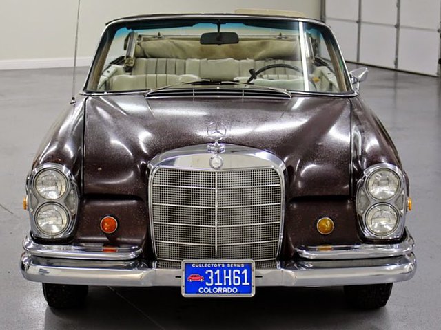 1969 Mercedes-Benz 280SE Photo