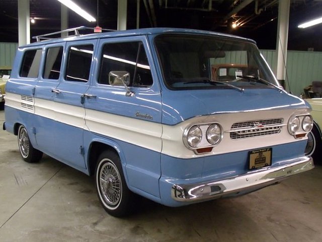 1962 Chevrolet Corvair Greenbrier Photo