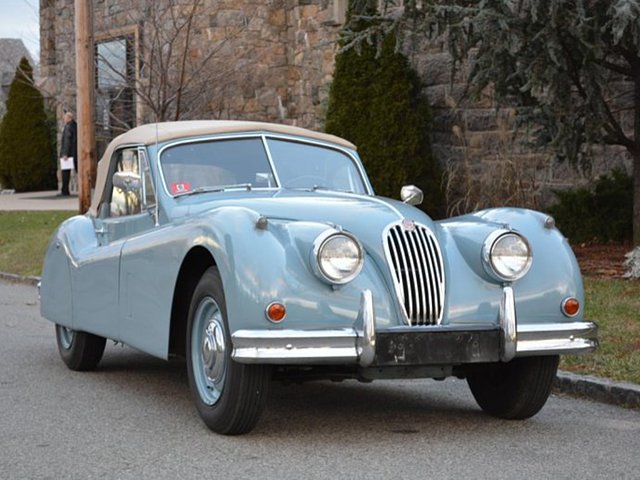 1956 Jaguar XK-140 Photo