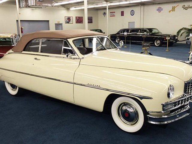 1949 Packard Super 8 Photo