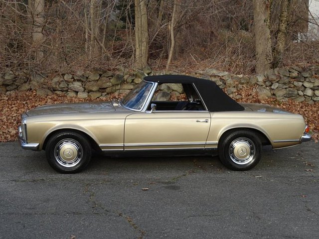 1970 Mercedes-Benz 280SL Photo