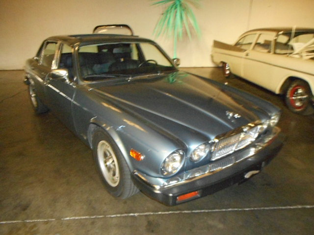 1984 Jaguar XJ6 Photo