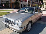 1999 Mercedes-Benz 300TD Photo #12