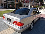 1999 Mercedes-Benz 300TD Photo #23