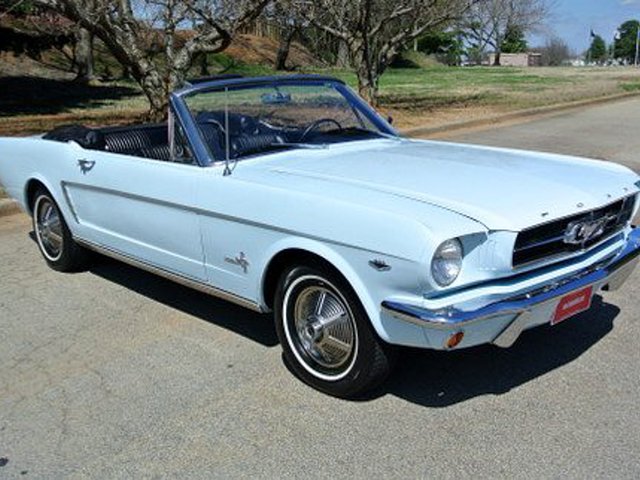 1965 Ford Mustang Photo